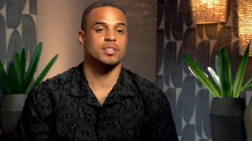 Chemise transparente à fleurs Wax London Didcot portée par Grant Ellis dans The Bachelor (Saison 29 Épisode 9)