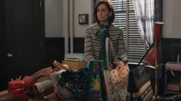 Bolso Marilyn de Gerard Darel usado por Elsbeth Tascioni (Carrie Preston) como se ve en Elsbeth (T02E16)