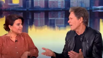Chaqueta de cuero de 5 cremalleras de Maison Margiela usada por Kevin Bacon como se ve en The View el 4 de abril de 2025