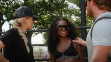Gafas de sol Gucci Smart Mask Aviator para mujer usadas por Gabby Prescod como se ve en Summer House (S09E08)