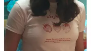 Strawberry T-Shirt of Alex Rose (Sofia Carson) in The Life List