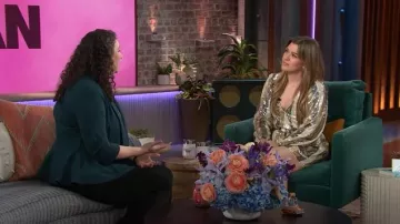 Show Me Your Mumu Wear Me Out Vestido usado por Kelly Clarkson como se ve en The Kelly Clarkson Show el 31 de marzo de 2025