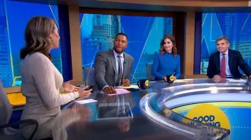 Sandro Maelys Robe longue en tricot torsadé portée par Ginger Zee telle que vue dans Good Morning America le 8 avril 2025