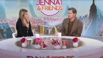 Todd Snyder Vista Sweater Polo worn by Andrew Rannells as seen in Today with Jenna & Friends on April 10, 2025