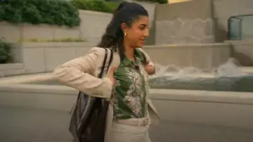 Zara Animal Embossed Tote worn by Emily Price (Vella Lovell) as seen in Animal Control (S03E07)