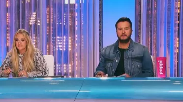 Chaqueta vaquera de costura retorcida para hombre de Alexander McQueen usada por Luke Bryan como se ve en American Idol (T23E02)