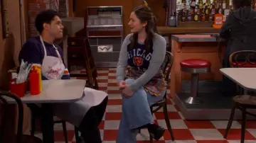 Adidas Superstar W Core Black Crystal White Mate Gold worn by Harris Conner-Healy (Emma Kenney) as seen in The Conners (S07E04)