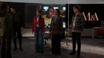 Veronica Beard Oria Blazer worn by Margaret Reed (Kelli Williams) as seen in Found (S02E19)