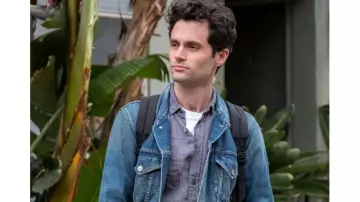 Denim Blue Jacket of Joe Goldberg (Penn Badgley) in You (S02E03)