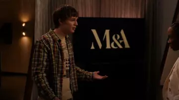 BDG Cropped Flannel Shirt worn by Jamie Reed (Parker Daniel Queenan) as seen in Found (S02E19)