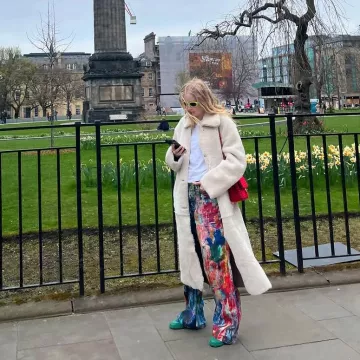 Acne Studios 1981F Printed Low-Rise Wide-Leg Jeans worn by Ellie Bamber on her Instagram Post on April 14, 2025
