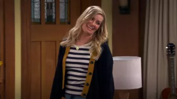 Camiseta sin mangas a rayas Mother The Chin Ups usada por Gemma Johnson (Beth Behrs) como se ve en The Neighborhood (T07E17)
