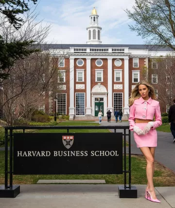 Retrofete Gwyneth Pumps worn by Alix Earle on her Instagram Post on April 16, 2025