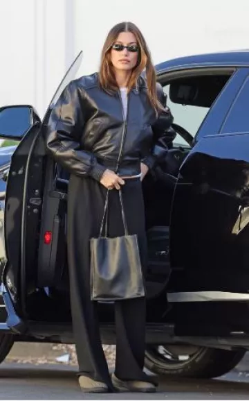 Subu Coyote Nannen Outdoor Slippers worn by Hailey Bieber in West Hollywood post on April 17, 2025