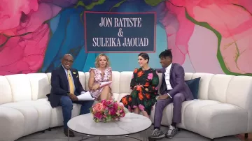 Zapatillas New Balance 1906A usadas por Jon Batiste como se ve en Today el 23 de abril de 2025