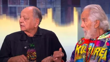 Ed Hardy by Christian Audigier Camisa de tigre enjoyada usada por Cheech Marin como se ve en The View el 24 de abril de 2025