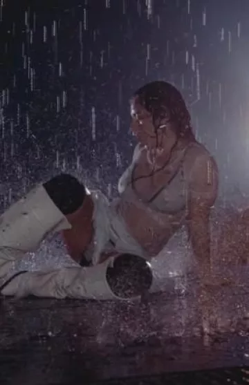 Yuuna Ichikawa Air Float Jupe portée par Charli XCX à Brat Tour Austin Tx Night 2 post le 23 avril 2025