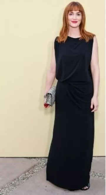 Mules Jacquemus Cubisto portées par Leighton Meester lors du cocktail d’ouverture de la boutique Jacquemus La le 24 avril 2025