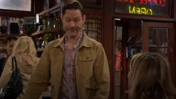 Chaqueta utilitaria con cremallera de lona de algodón Schott NYC usada por Daniel Romalotti (Michael Graziadei) como se ve en The Young and the Restless el 29 de abril de 2025