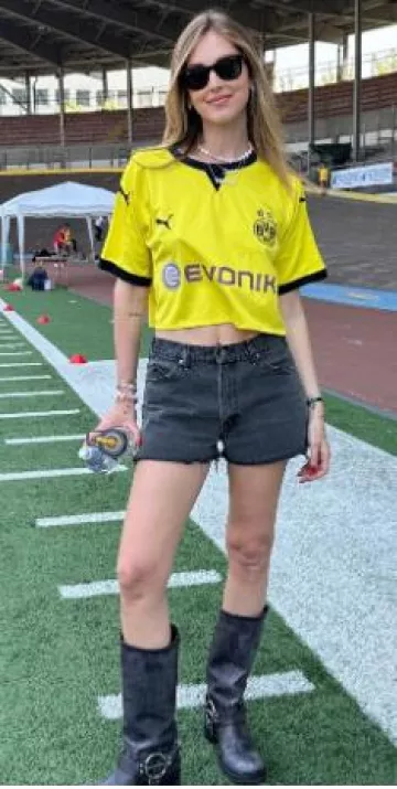 Bottes de motard en cuir Miu Miu portées par Chiara Ferragni sur sa Story Instagram le 30 avril 2025