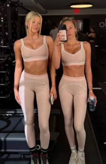 Octobuddy Silicone Suction Phone Case Adhesive Mount worn by Alix Earle on her Instagram Story on April 30, 2025