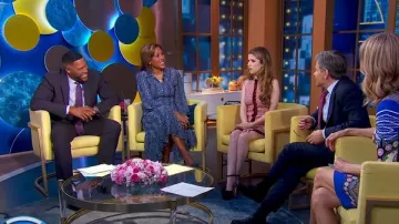 Malone Souliers Mora 125 Plateformes en velours rouge portées par Anna Kendrick comme on le voit dans Good Morning America le 28 avril 2025