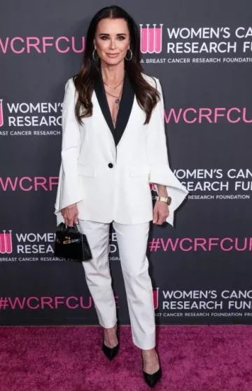 Foundrae Crescent Medallion Necklace worn by Kyle Richards at An Unforgettable Evening Gala on April 28, 2025