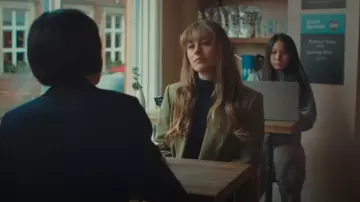 Whistles Khaki Crepe Boyfriend Blazer worn by Emily Wright (Ruby Ashbourne Serkis) as seen in I, Jack Wright (S01E05)