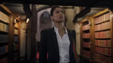 Mango Slim Poplin Shirt worn by Sophie (Gugu Mbatha-Raw) as seen in Surface (S02E01)