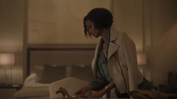 Blouson de motard en cuir AllSaints Dalby porté par Sophie (Gugu Mbatha-Raw) comme on le voit dans Surface (S02E01)