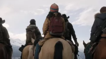 Herschel Heritage Backpack, Windsor Wine/Tan worn by Dina (Isabela Moner) as seen in The Last of Us (S02E01)