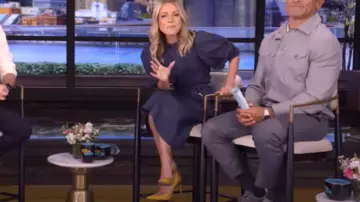 Gianvito Rossi Gianvito 105 Pumps worn by Kelly Ripa as seen in LIVE with Kelly and Mark on April 29, 2025