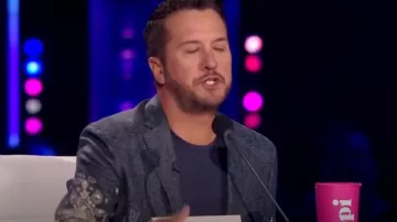 Blazer en jacquard Etro Paisley porté par Luke Bryan vu dans American Idol (S23E12)