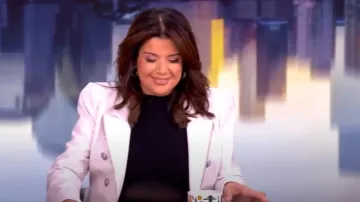 Blazer de cuero de L'Agence Ottilie usado por Ana Navarro visto en The View el 2 de mayo de 2025