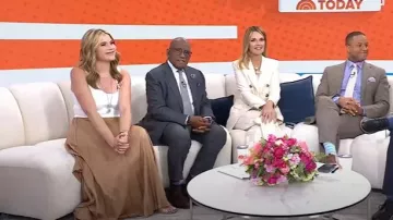 Cinq à Sept Parma Vestido midi plisado usado por Jenna Bush Hager como se ve en Today el 5 de mayo de 2025