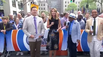 Jil Sander Bouquet Print Coated Linen Skirt worn by Savannah Guthrie as seen in Today on May 2, 2025