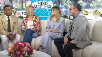 Kenneth Cole Fly Front High Rise Slash Pocket Wide Leg Pants usado por Rachel Platten como se ve en Today el 2 de mayo de 2025