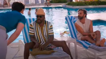 Chemise en crochet Reiss Tampa portée par Danny (Colman Domingo) comme on le voit dans Les Quatre Saisons (S01E03)