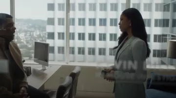 McQueen Leaf Crepe Blazer worn by Erica Rollins (Lex Scott Davis) as seen in Suits LA (S01E07)