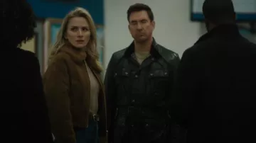 Sandro Cassy Oversized-Collar Shearling Jacket worn by Nina Chase (Shantel VanSanten) as seen in FBI: Most Wanted (S06E11)