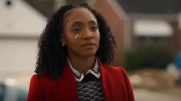 Madewell Metal Mini Bow Stud Earrings worn by Faith Mitchell (Iantha Richardson) as seen in Will Trent (S03E17)
