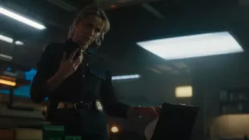 Veronica Beard Noah Colorblocked Denim Shirt worn by Nina Chase (Shantel VanSanten) as seen in FBI: Most Wanted (S06E15)