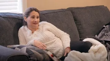 Arizona Jeans Co White Cable Knit Crew & Scoop Neck Sweater worn by Gypsy Rose Blanchard as seen in Gypsy Rose: Life After Lock Up (S02E06)