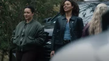 Beyond Yoga Melrose Jacket worn by Hana Gibson (Keisha Castle-Hughes) as seen in FBI: Most Wanted (S06E19)