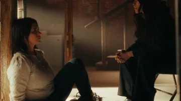 Frame Cashmere Polo Sweater In Light Heather Grey worn by Maddie Buckley (Jennifer Love Hewitt) as seen in 9-1-1 (S08E10)