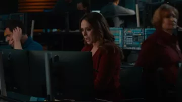 L'Agence Lacey Knit Jacket worn by Maddie Buckley (Jennifer Love Hewitt) as seen in 9-1-1 (S08E12)