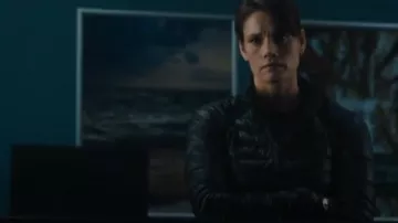 Canada Goose Jacket Hybridge Q worn by Maggie Bell (Missy Peregrym) as seen in FBI (S07E12)