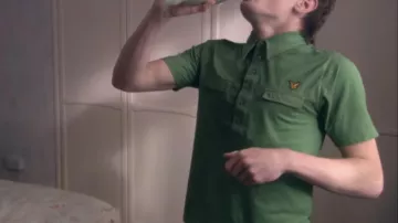 Lyle & Scott green polo shirt worn by Cook (Jack O'Connell) in Skins (S03E04)