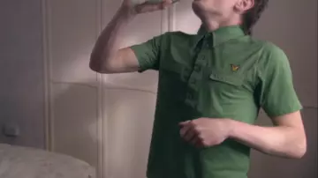 Lyle & Scott green polo shirt worn by Cook (Jack O'Connell) in Skins (S03E04)