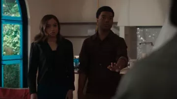 Wayf Alexandra Tie Front Cotton Poplin Top worn by May Grant (Corinne Massiah) as seen in 9-1-1 (S08E16)